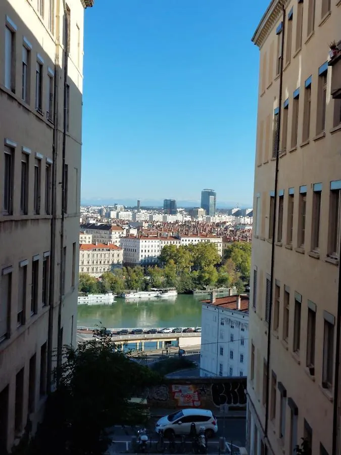 Gite Le Magneval Lyon 0*,  France