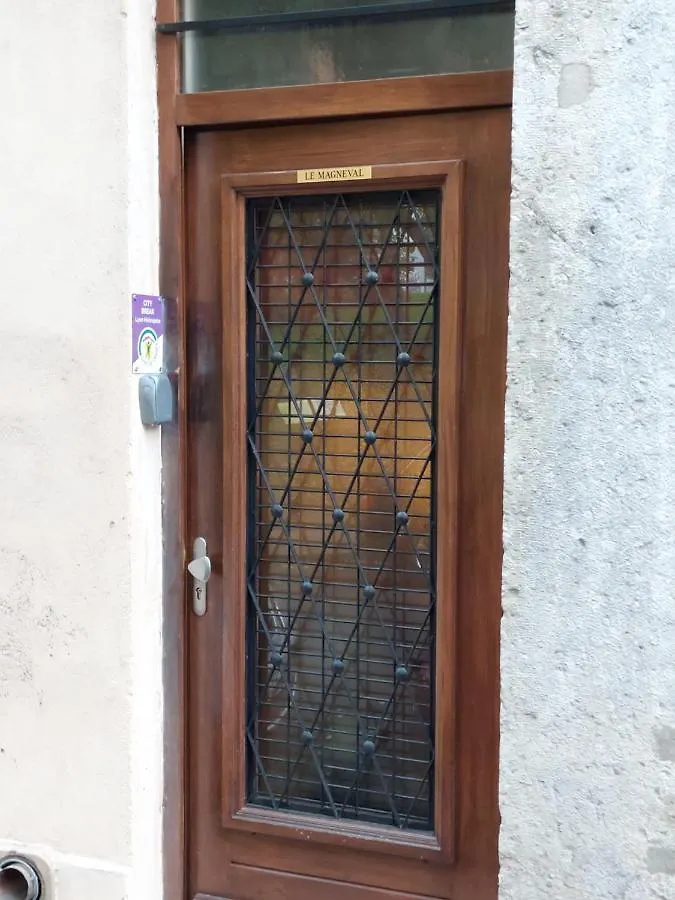 Gite Le Magneval Lyon Bed & Breakfast