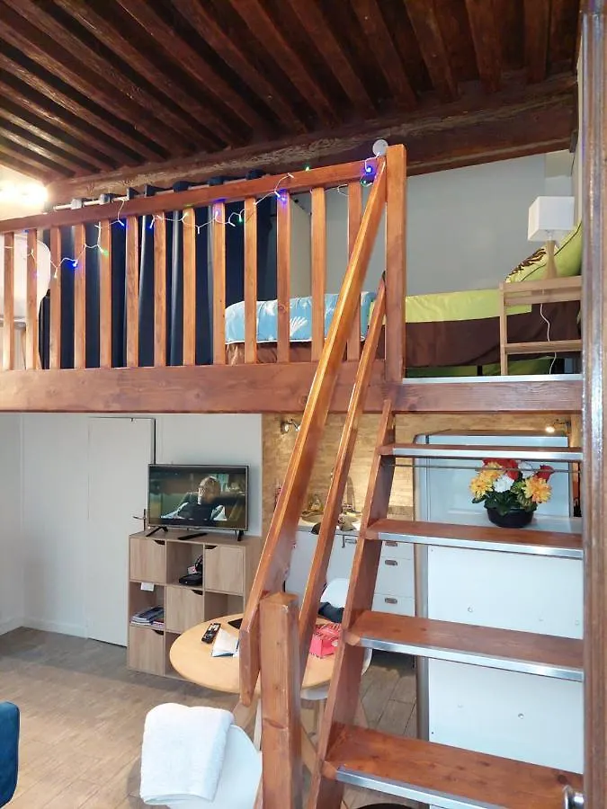 Bed & Breakfast Gite Le Magneval Lyon France